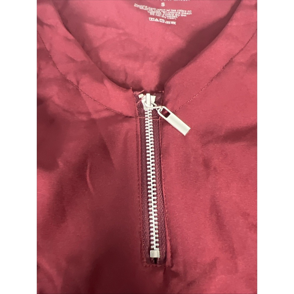 RBX Activewear Women's Scrub Top Small Burgundy Zip Front Stretch Panels NWT - Picture 3 of 8
